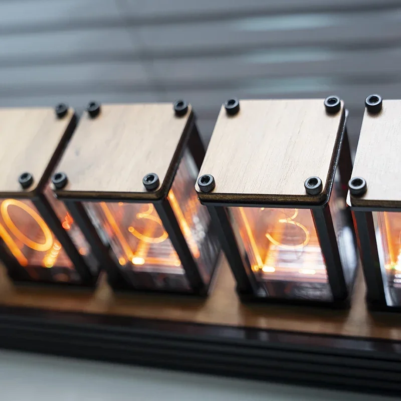 New Luxury Nixie Glow Tube Clo - Luxury Watch In China 评论和价格